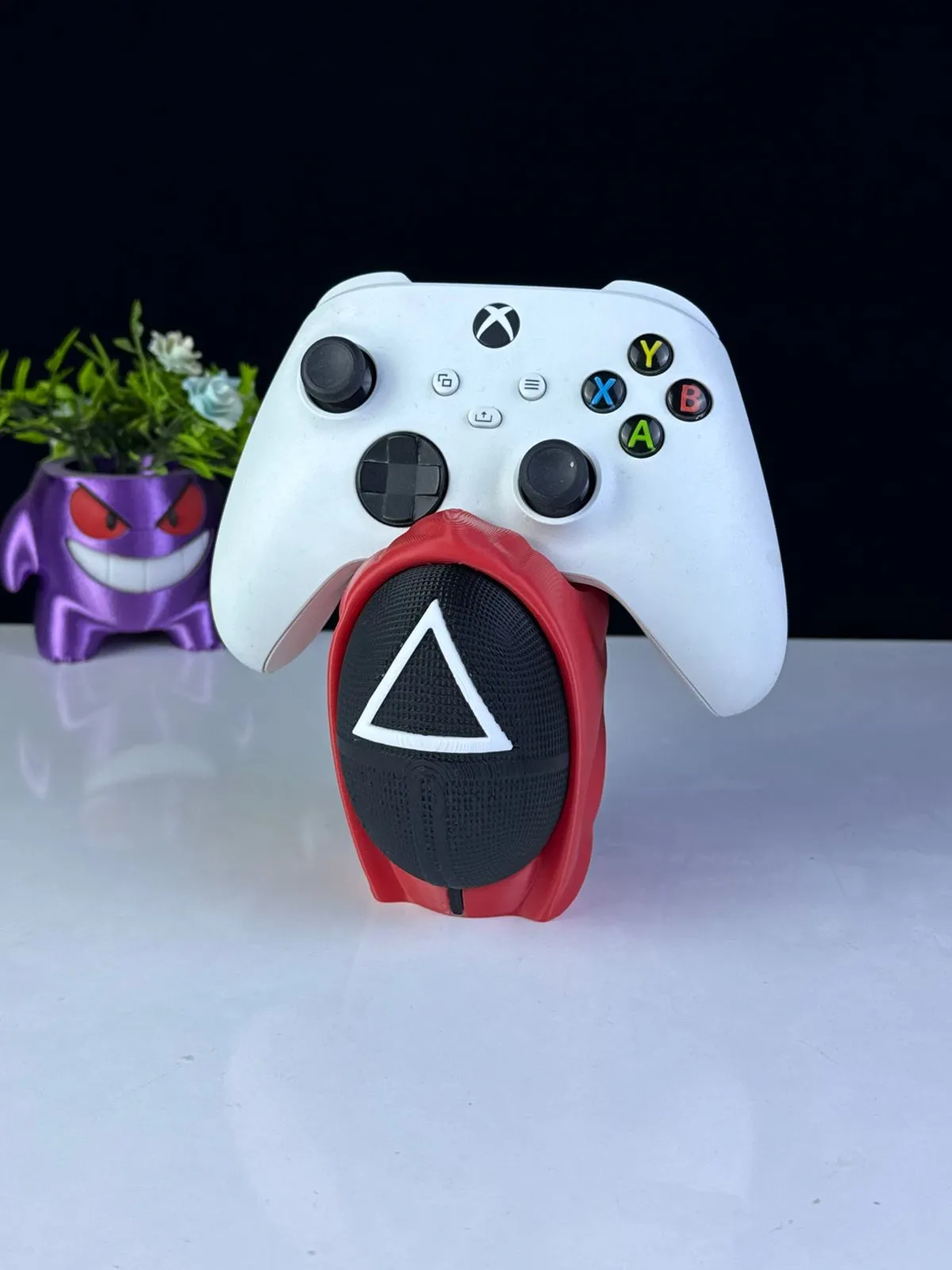 Red Guard Holder — 3D-printed controller holder