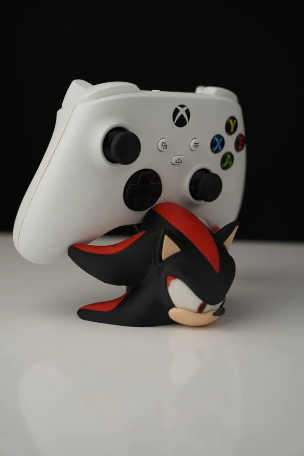 Shadow Holder — 3D-printed controller holder, angle 3